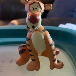 Disney Pooh and friends Tigger